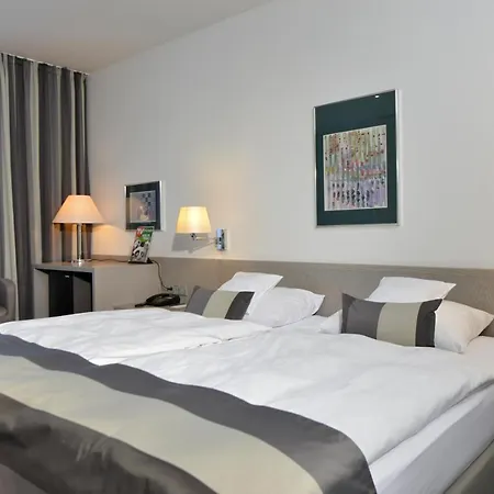 Spiegel 4* Cologne