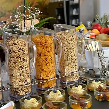 Hotel Spiegel 4*
