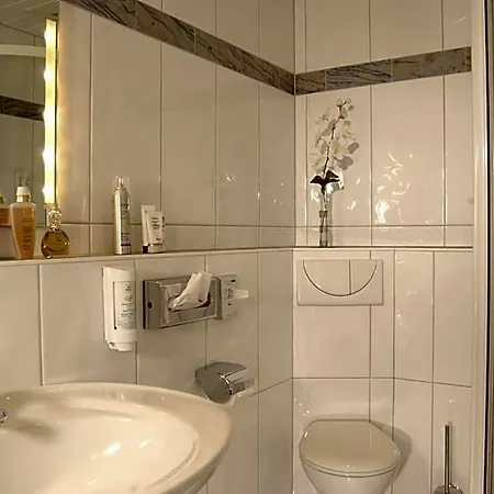 Spiegel Hotell 4*